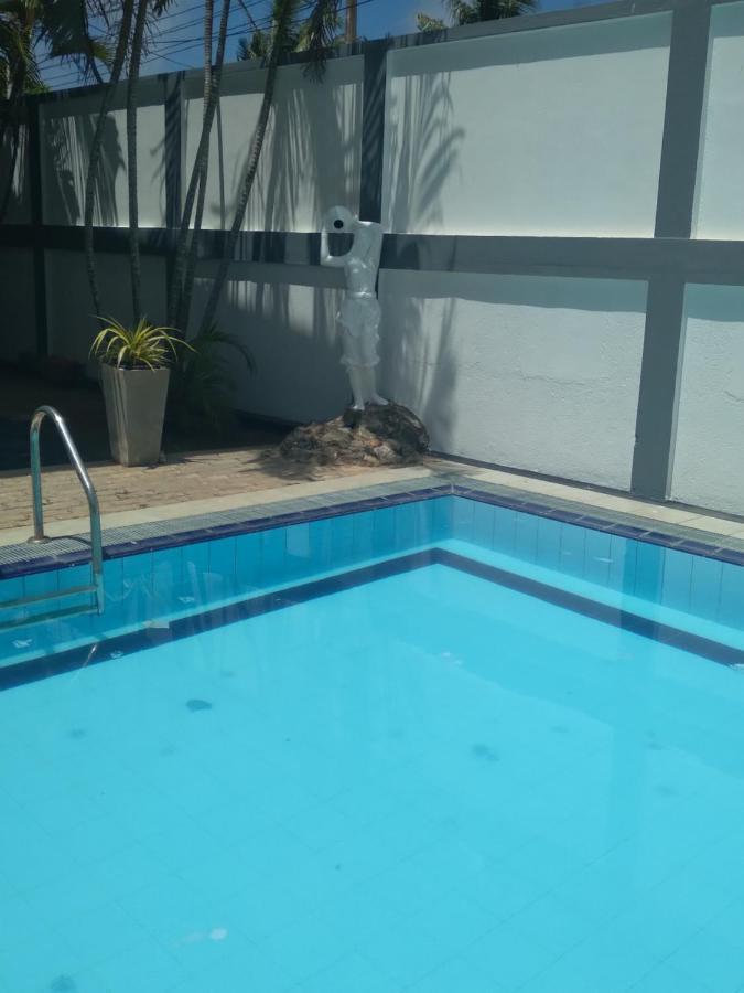 נגומבו Vijai Resort מראה חיצוני תמונה